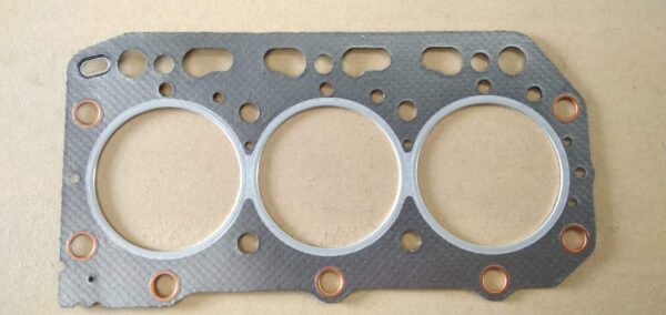Chiulasa Yanmar 3TNB82 Cylinder Head - Piesa Originala pentru Utilaje de Incredere - imagine 3