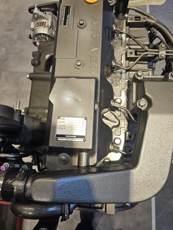 Motor Komatsu 4D88 yanmar 4tne88 - imagine 2