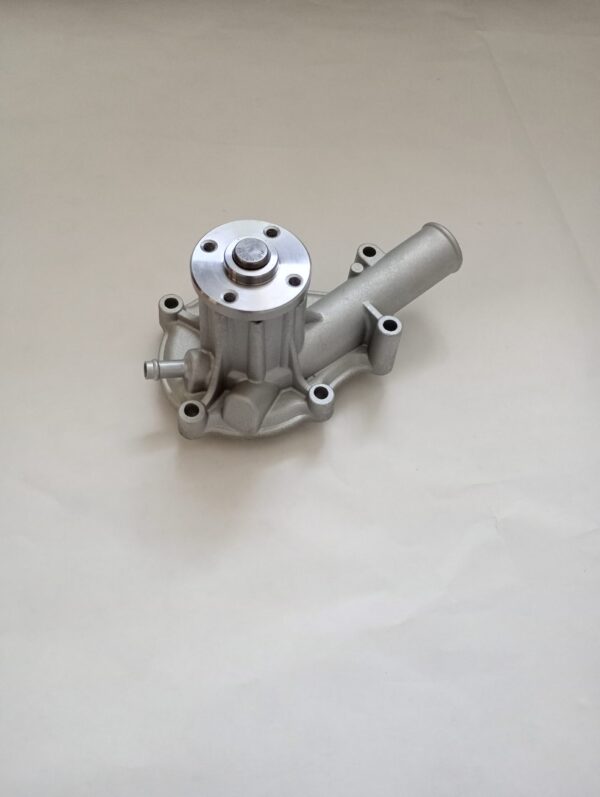 Pompa apa Kubota V1505 68mm cod 16251-73034 - componenta sistem racire