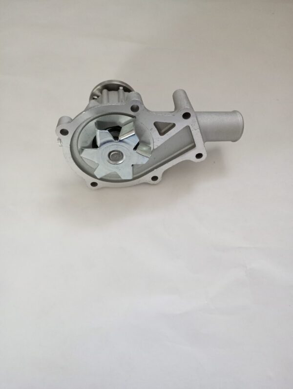 Pompa apa Kubota V1505 68mm cod 16251-73034 - componenta sistem racire