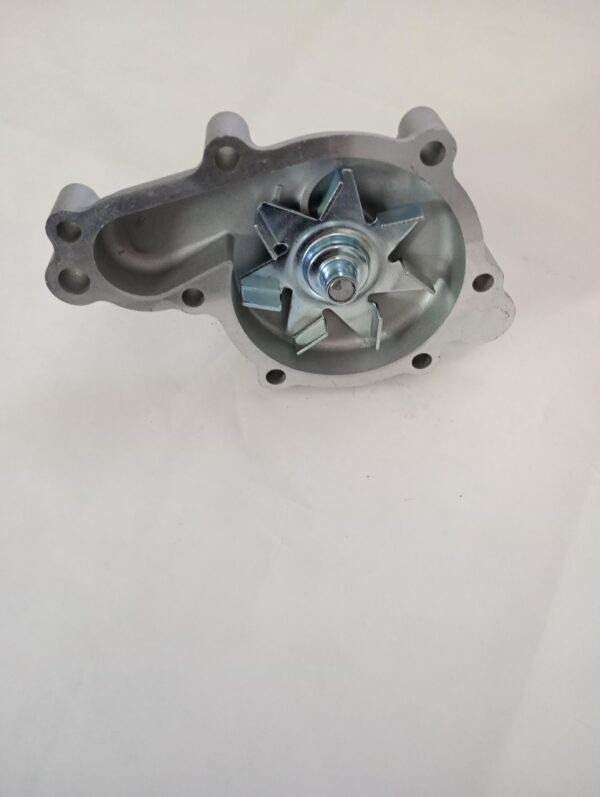 Pompa apa Kubota V3307 cod 1G772-73032 piesa originala racire motor