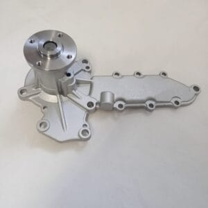 Pompa apă Kubota V2203-3 cod 25-15568-00SV - piesă răcire motor originală