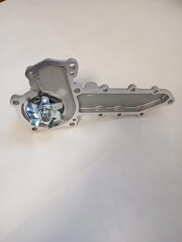 Pompă apă Kubota V2203-3 25-15568-00SV - imagine 3