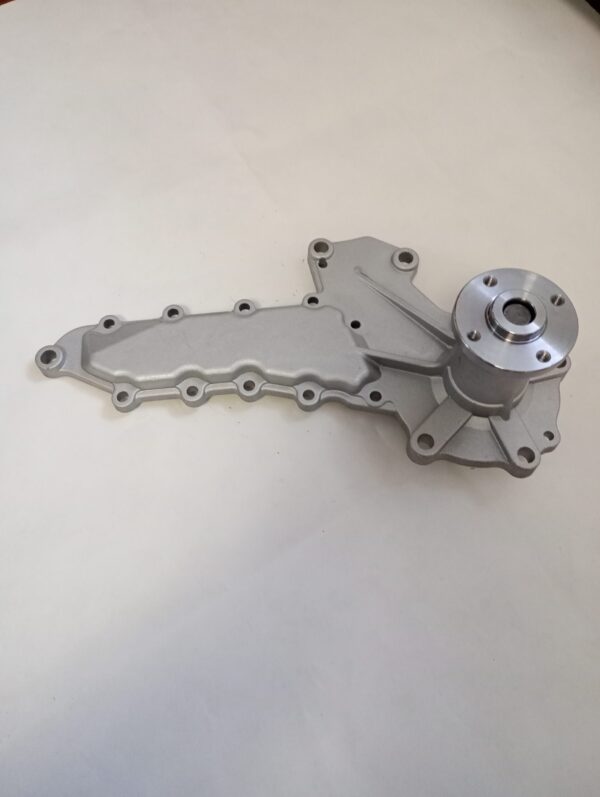 Pompa apa Kubota D1403 cod 1A021-73030 pentru D1803 D1503 V2403-8