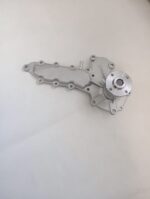 Pompa apa Kubota V2403-7 with pipe - piesa originala racire motor industrial