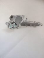 Pompa apa Kubota V2403-7 with pipe - piesa originala racire motor industrial
