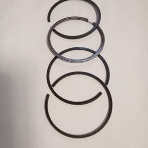 Segmenti motor Kubota K3B kit complet pistoane piese originale motoare industriale