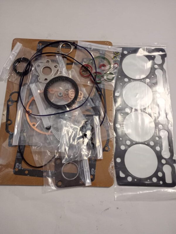 Set garnituri motor Kubota V1505 - kit complet reconditionare motor diesel industrial