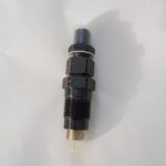Injector Kubota V2403 16454-53900 76.6mm original piesa motor