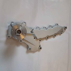Pompa apa Kubota V2403 cod OEM 1A021-73030 piesa noua motor industrial