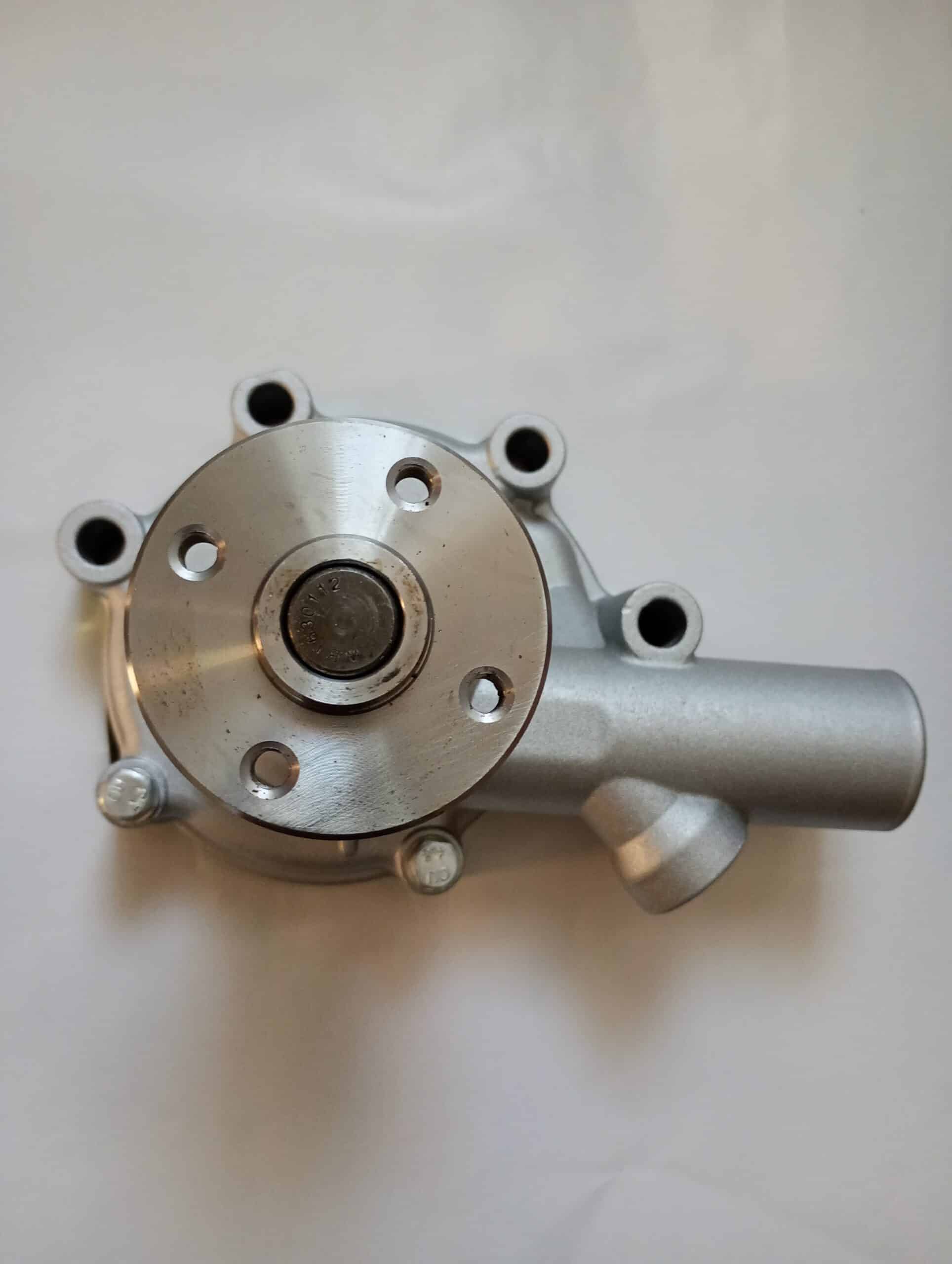 17405596820275336645415830452884 Pompa apa motor Mitsubishi S4L MM33424 - piesa noua pentru utilaje industriale japoneze