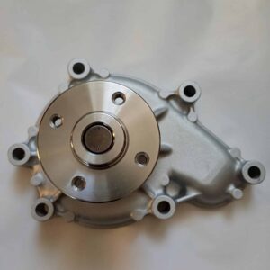 Pompa apa Kubota V2607 cod 1J700-73030 piesa originala motor industrial