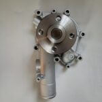 Pompa apa Yanmar 4TNV106 cu tub cod 123900-42000 piesa noua motor industrial