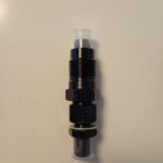 Injector Kubota V2203 original cod 16454-53000 piesa noua motor industrial Romania