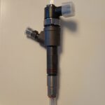 Injector Kubota 1J801-53052 motor diesel original stoc Romania