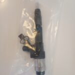 Injector Kubota V3800 095000-9690 original piesa noua motor diesel industrial