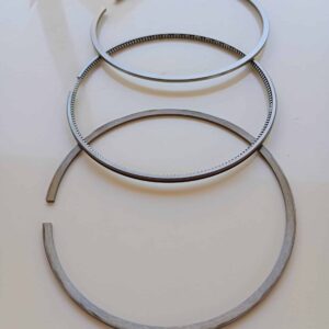Segmenti motor Yanmar 4TNV98 supramarime 0.50 piese originale Romania