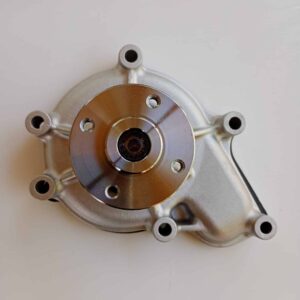 Pompa apa Kubota V2607 originala cod 1J700-73030 piesa motor industriala Romania