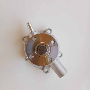 Pompa apa originala Kubota D950 cod 15852-73030 - piesa noua pentru motor industrial