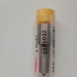Duza Injector 6801032 – Putere si Eficienta pentru Perkins 6.358, MF295, MF3640, Chevy D60/D70/D80