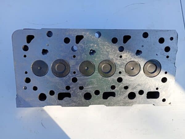 Chiulasa motor Kubota D1105 / D1305 – OEM Original | KX41, B2400, RTV1100 | MotoareIndustriale.com - imagine 2