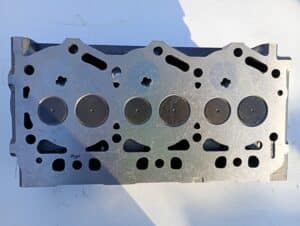 Chiulasa Yanmar 3TNV76 – OEM Original | Komatsu 3D76E, Caterpillar, Neuson | MotoareIndustriale.com - imagine 2