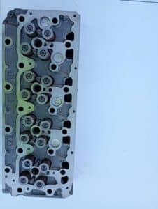 Chiulasa motor Kubota V3800 – OEM Original | Compatibilitate Bobcat, Hyundai, Tractor Kubota | MotoareIndustriale.com