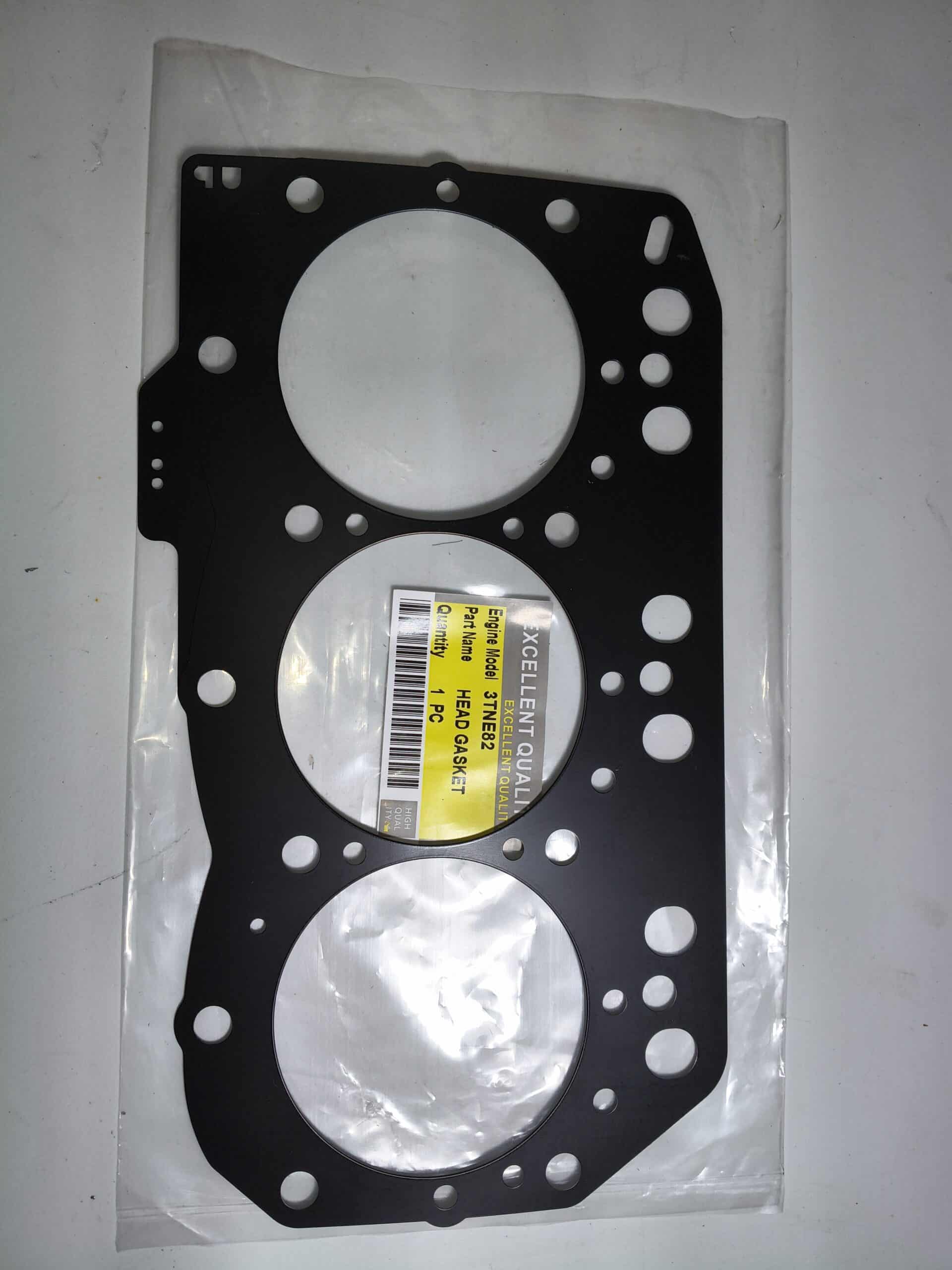 17696952655971906297704349138655 Garnitura chiulasa Yanmar 3TNE82 3TNE82A pentru Komatsu PC27 B22 B27