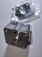 Pompă Ulei Kubota V2203 D1402 | Bobcat 753 | Carrier Vector 1800 | Stoc - imagine 2