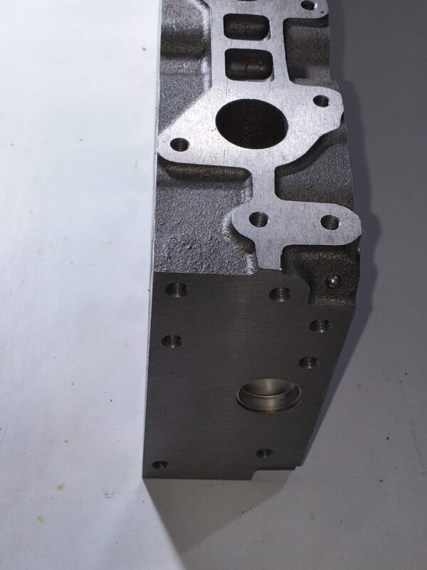 Chiulasa Kubota V3307 compatibila Caterpillar C3.3B Bobcat S650 262D piesa noua stoc Romania