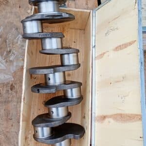 Arbore cotit motor Perkins 1104 vibrochen nou din otel forjat compatibil CAT C4.4 pentru buldoexcavator JCB 3CX si Caterpillar