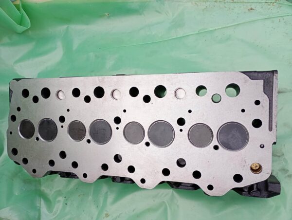 Chiulasa Mitsubishi 4D33 Fuso Canter 4.2L echipata complet, piesa OEM originala motor diesel