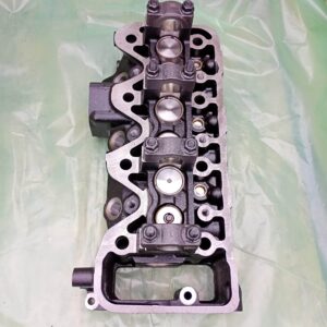 Chiulasa Isuzu 3KR1 completa pentru miniexcavatoare Hitachi Sumitomo Doosan – calitate premium