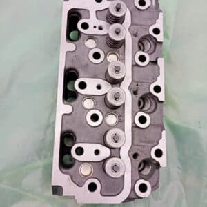 chiulasa-motor-iseki-e3112-complet-supape-tractoare-compacte