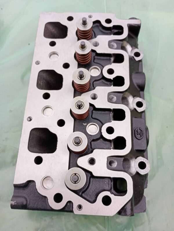 Chiulasa Perkins 403-15 completa pentru motoare industriale Caterpillar JCB Terex