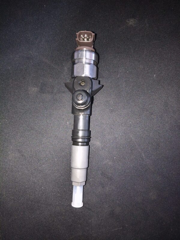 Injector 1J702-53054 - imagine 2