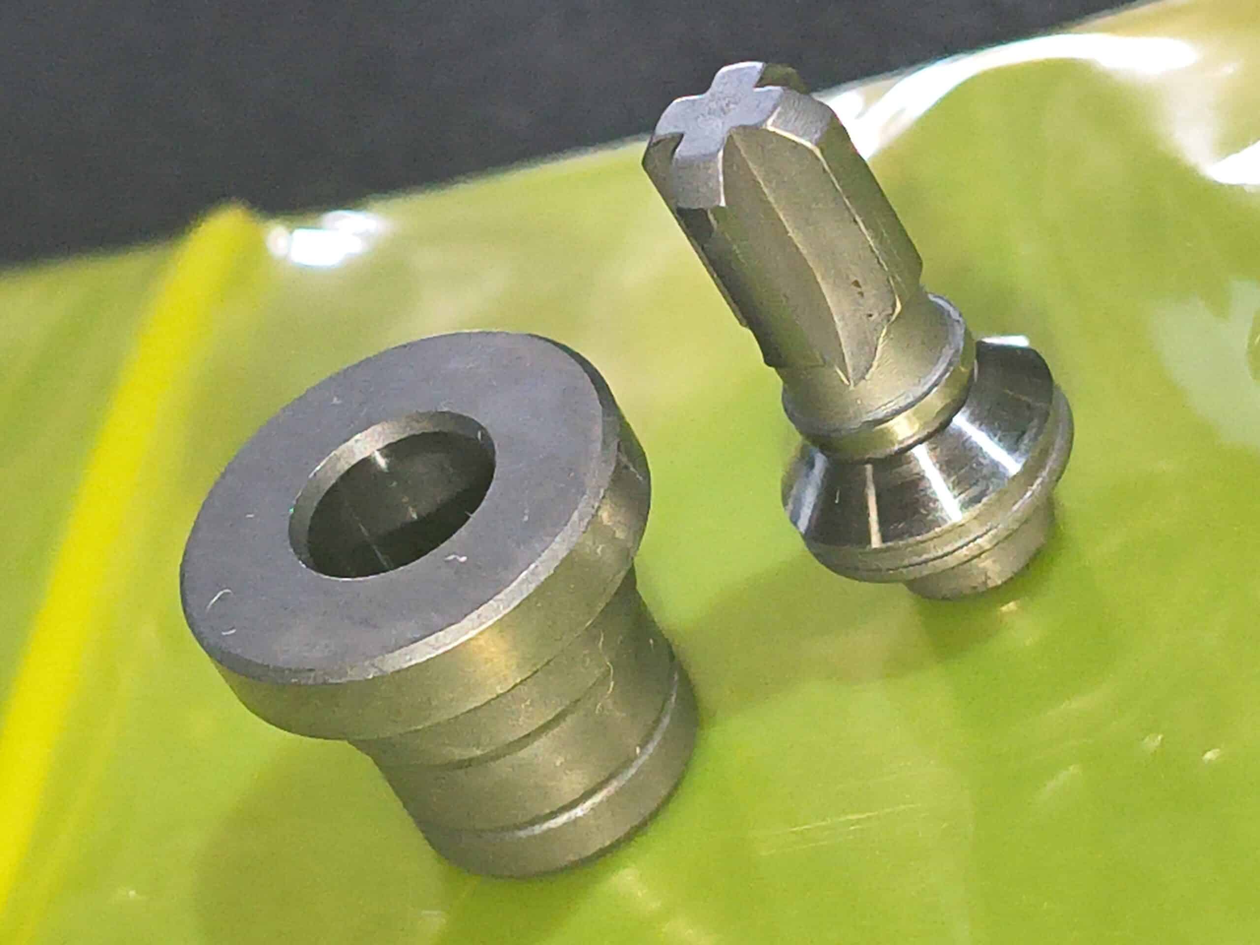 17809855697085172495792511320546 Delivery valve 094500-3730 Perkins 403C-11 piesa motor industrial